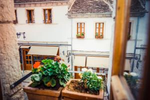 Balkón nebo terasa v ubytování Medieval Rooms + 27 fotografií