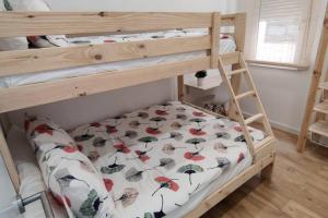 Postel nebo postele na pokoji v ubytování Xátiva Home, Loft Center
