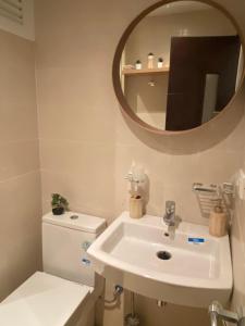 Koupelna v ubytování APPARTEMENT KARIAT CABO