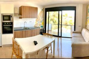 Kuchyňa alebo kuchynka v ubytovaní Apartamento 2 en chalet con vista abierta al mar