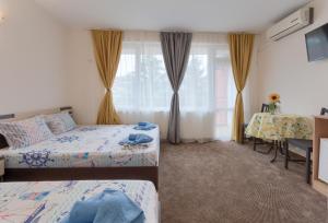 Gallery image of Kazlarov Guest House in Kiten