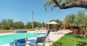 The swimming pool at or close to Domo Galante