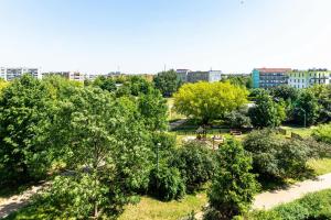 Vonkajšia záhrada v ubytovaní Quadratum Apartment by Noclegi Renters