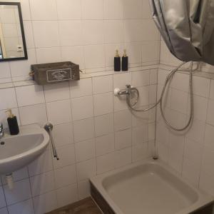 Koupelna v ubytování Gemütliche Wohnung in Wolfegg - Das Tor zum Allgäu