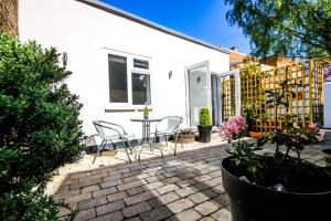 Zahrada ubytování Little Ings, Modern, idyllic, self-contained hideaway in Easingwold, North Yorkshire