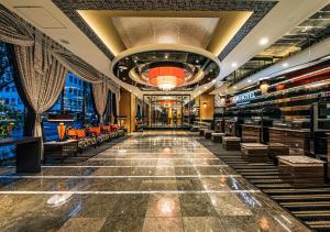 Uma área de estar em APA Hotel Hakataeki Chikushiguchi