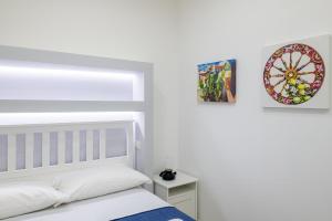 Posteľ alebo postele v izbe v ubytovaní ELORO - Guest Houses