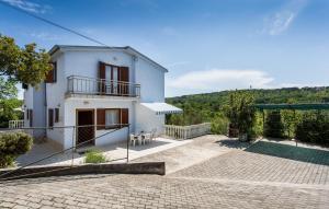 Bazén v ubytování Apartman Ceković nebo v jeho okolí