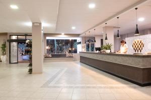 Vstupní hala nebo recepce v ubytování Hotel Club Eloro + 37 fotografií