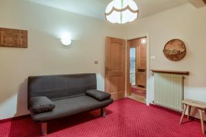 A seating area at Apartments Christa App A
