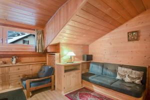 A seating area at Apartments Christa App A