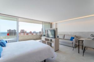 Halley Hotel & Apartments Affiliated by Meliá, Benidorm ...
