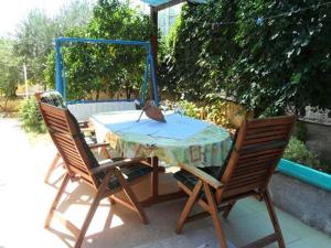 Fotografia z galérie ubytovania Apartment in Okrug Gornji with Seaview, Terrace, Air condition, WIFI (4790-2) v Trogiri