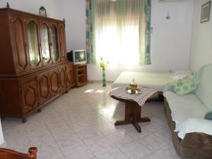 Fotografia z galérie ubytovania Apartment in Okrug Gornji with Seaview, Terrace, Air condition, WIFI (4790-2) v Trogiri + 19 fotografií