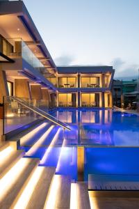 Het zwembad bij of vlak bij Akti Toroni Boutique Hotel