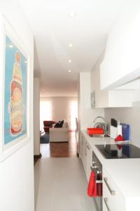 Kjøkken eller kjøkkenkrok på Fashionable and Modern Apartment - Cascais