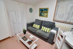 Posedenie v ubytovaní Apartamento de Pilar - 7000