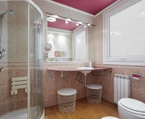 Kúpeľňa v ubytovaní Zinema - Basque Stay