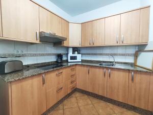 A kitchen or kitchenette at La Chalana