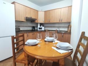 A kitchen or kitchenette at La Chalana