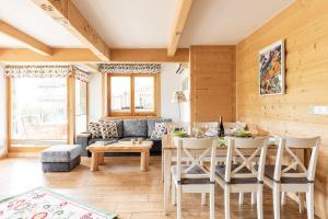 Posedenie v ubytovaní Apartamenty Tatra View Kościelisko