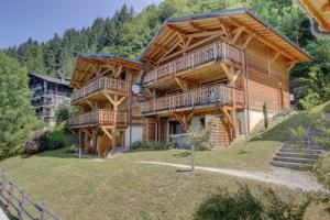 Το κτήριο όπου στεγάζεται  το διαμέρισμα