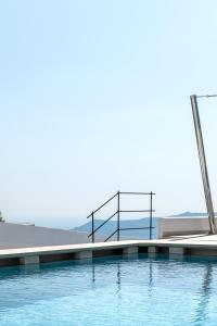 Bazen u ili blizu objekta Kasimatis by La Perla - Adults Only