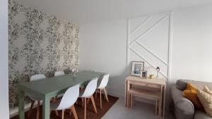 Fotografia z galérie ubytovania O Lagar apartamento grande y luminoso. 8 personas. v destinácii Pobra do Caramiñal