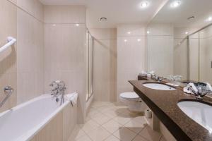 Ένα μπάνιο στο Shearwater Hotel & Spa