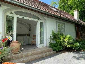 Aed väljaspool majutusasutust Bio-Weingut Leitner