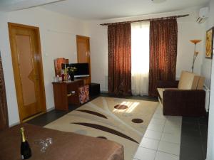 Postel nebo postele na pokoji v ubytování Hotel Tranzzit