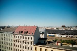 Nespecifikovaný výhled na destinaci Vídeň nebo výhled na město při pohledu z aparthotelu