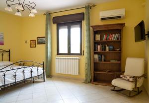 Η βιβλιοθήκη του bed and breakfast
