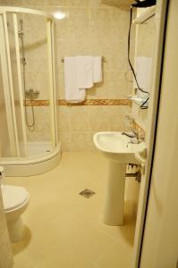 Imagen de la galería de Hotel Sunce Sarajevo Vogosca, en Vogošća