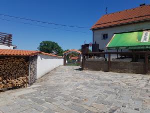 Budynek, w którym mieści się pensjonat