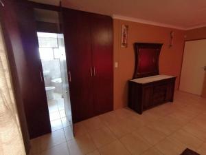 Fotografie z fotogalerie ubytování JJP SELF CATERING - Three bedroom house v destinaci Lüderitz