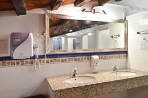 Koupelna v ubytování Hostal l'Estrella
