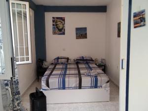 Posteľ alebo postele v izbe v ubytovaní Apollon Apartments H-2