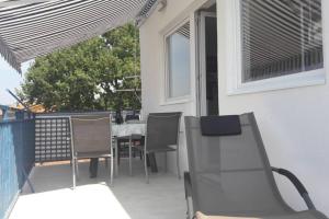 Gallery image of APARTMENT- Family Studio in Malinska
