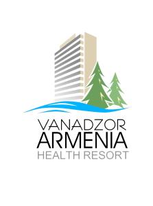 um logótipo para um resort de saúde com árvores e um edifício em Vanadzor Armenia Hotel em Vanadzor