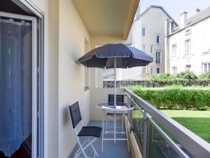 A balcony or terrace at Attractive apartment in Chaumont with a balcony