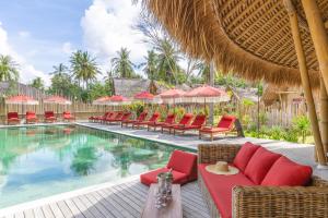 Bazén v ubytování Amahelia Luxury Resort & Restaurant - Gili Asahan nebo v jeho okolí