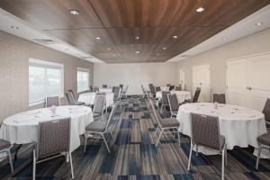 Gallery image of Holiday Inn Express & Suites Great Bend, an IHG Hotel in Great Bend