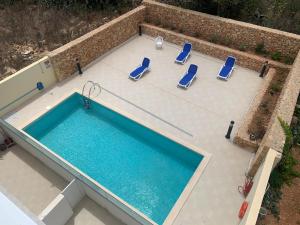 Gallery image of Willeg Retreats 7B Luxury Apartment Shared Pool in Qala