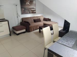 Posedenie v ubytovaní LIDO Apartamenty