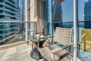 Balkón nebo terasa v ubytování Lavish 1BR at Marina Towers Dubai Marina by Deluxe Holiday Homes