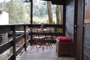 Balkón nebo terasa v ubytování Intry Etna Chalet