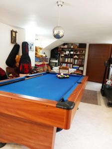 Biliár nebo kulečník v ubytování Villa MARGIANI