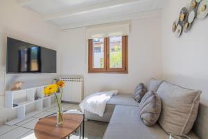 Posezení v ubytování Venetian Shipyard Cottage
