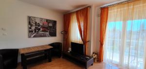 Galeriebild der Unterkunft Bazsi Golden Beach Apartman in Siófok + 10 Fotos